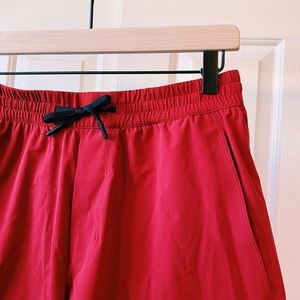 LULULEMON CHANNEL CROSS SWIM SHORT